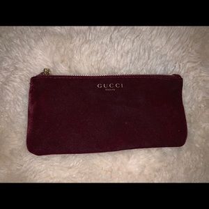 GUCCI VELVET MAKE UP OR SUNGLASSES BAG